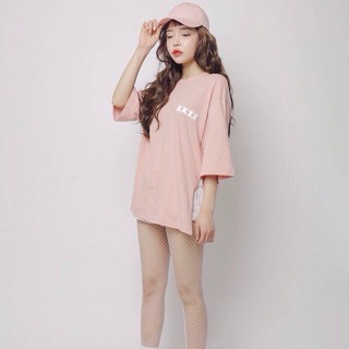 มีโค้ดลด 100 บาท เสื้อOversize ผ่าข้าง มาใหม่กำลังฮิตสุดๆตอนนี้