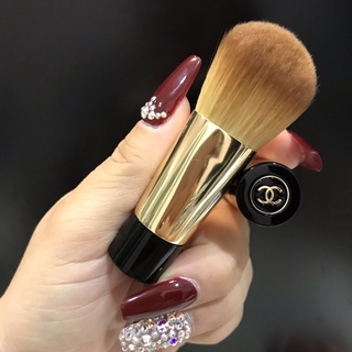 💕 แปรง Chanel Brush Mini สวยงามหรูหราน่ารัก ขนแปรงนุ่มมากแน่นมากๆน่าใช้สุดๆ  แปรงสูง 8 cm.