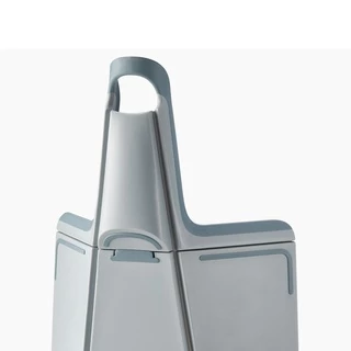 Joseph Joseph เขียงพับได้ รุ่น Chop2Pot Plus ไซซ์กลาง สี Pale Blue N60203