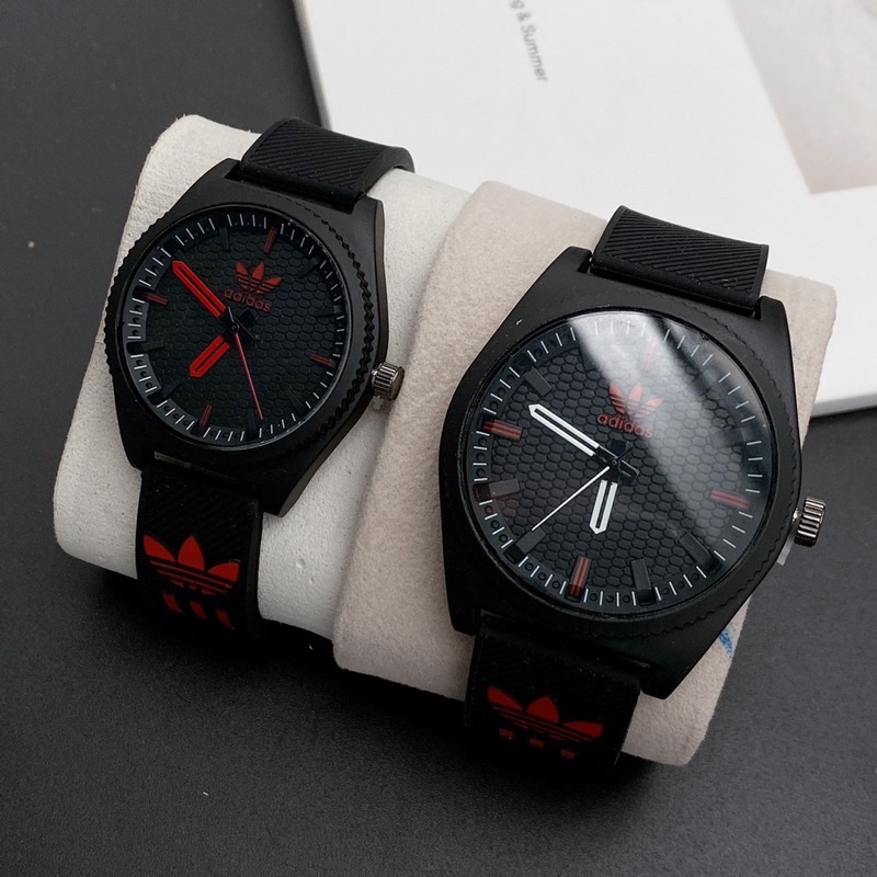 นาฬิกาข้อมือแฟชั่น ยี่ห้อดัง adidas สายยางสีดำ หน้าปัดสี มีแค่ขนาด 40มม. ระบบควอทช์ สวมใส่สบาย