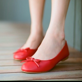 Red ballet flats