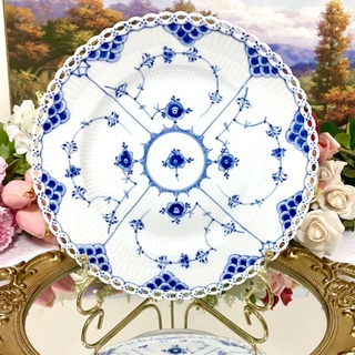 Royal Copenhagen Blue Fluted Full Lace จานดินเนอร์ จานข้าว  ขนาด 9 นิ้ว