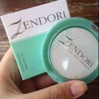 สีเขียว Zendori UV Oil-Free Foundation SPF12
สี มีให้เลือก 3 เบอร์