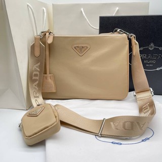 Prada Nylon Re-Edition 2000 Shoulder Bag Grade Hiend Size 25CM  อปก.free box set