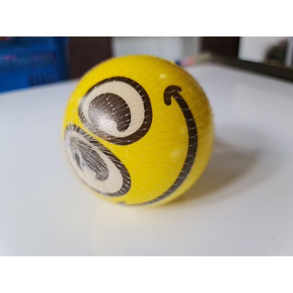 ลูกบอล Emoji  ขนาดเส้นผ่าศูนย์กลาง 10cm   มีให้เลือกหลายแบบ  จำนวน 1 ลูก
