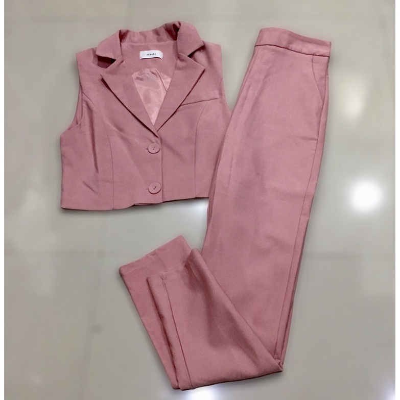 New❗️ป้าย AKARA เซ็ตครอป+กางเกงขายาว