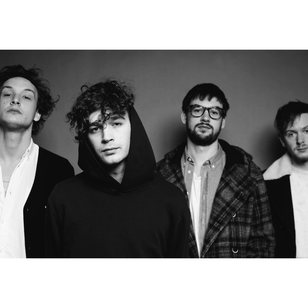 โปสเตอร์ The 1975  Matty Healy แมตทิว ฮิลลี่ ตกแต่งผนัง Music Poster โปสเตอร์วินเทจ โปสเตอร์วงดนตรี 