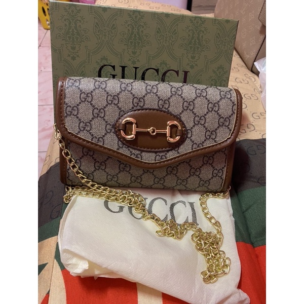 กระเป๋าครอสบอดี Gucci