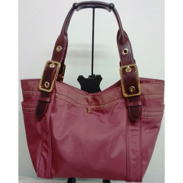 กระเป๋าสะพายไหล่ แบรนด์ MZ WALLACE สีแดง