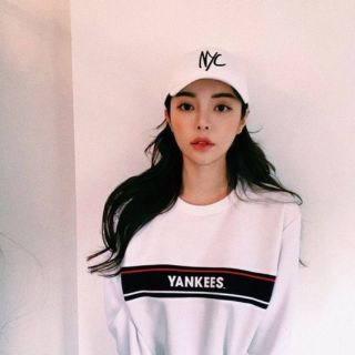 🌼MLB CAP
หมวกสีขาว ปัก NYC