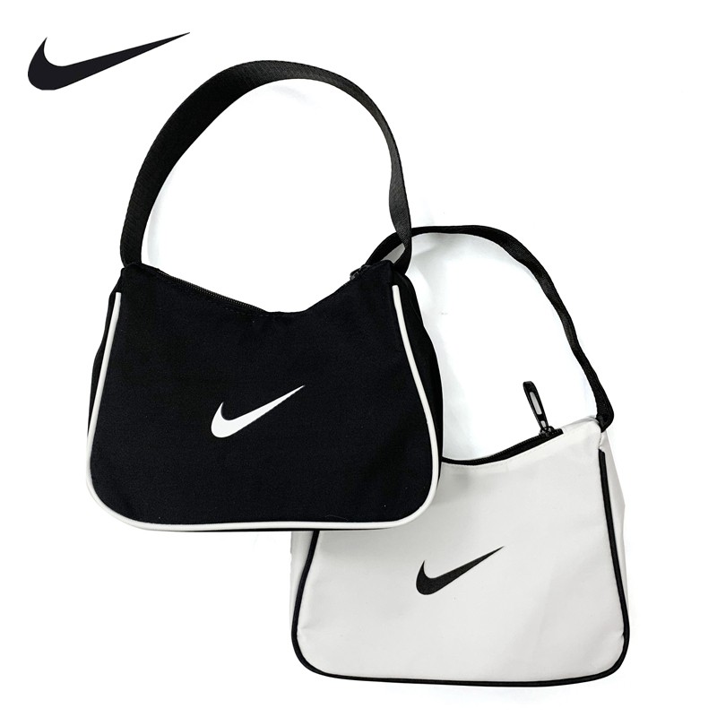 กระเป๋าสะพายใบเล็ก Nike Hobo Armpit Bag