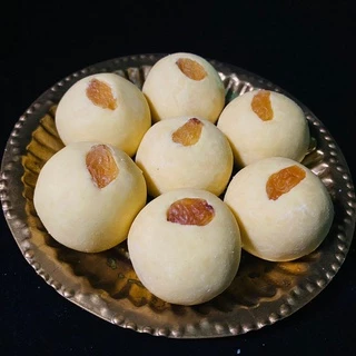 [อร่อยมากๆ] ขนมลาดู คุ๊กกี้ ลาดูทราย ขนมอินเดีย ถวายพระพิฆเนศ สูตรต้นตำรับแท้ ( กล่อง 3 ชิ้น ขึ้นไป แถมฟรี เทียน กำยาน )