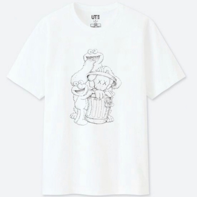 เสื้อ uniqlo kaws x sesame street