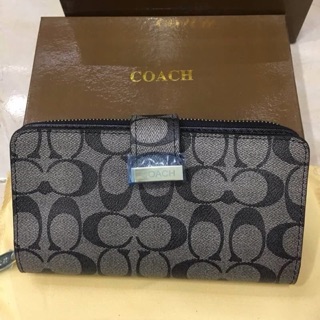 coach ใบยาวพร้อมส่งครบสีส่งลายทางแชทจ้า