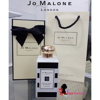 Jo Malone English Pear and Freesia Cologne Limited Edition For Christmas 2017  100 ml.  ( พร้อมกล่อง/โบว์+ถุงกระดาษ )