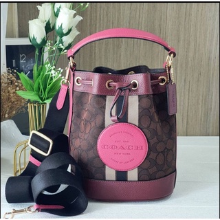 COACH C4100 DEMPSEY BUCKET BAG จีบขาว