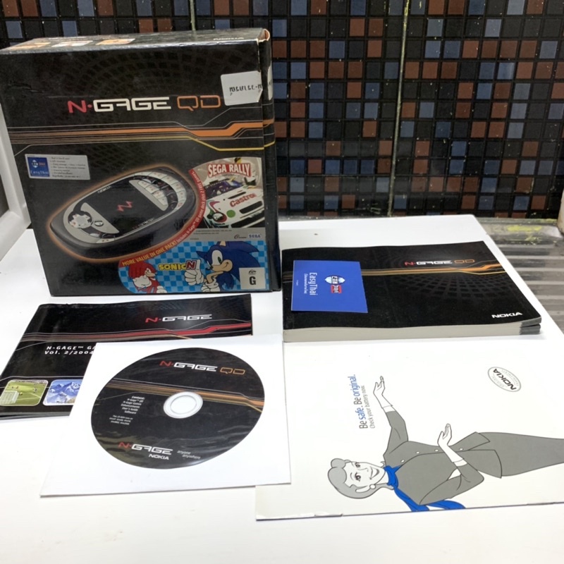 กล่อง NOKIA N-GAGE QD พร้อมคู่มือ+แผ่นโปรแกรม