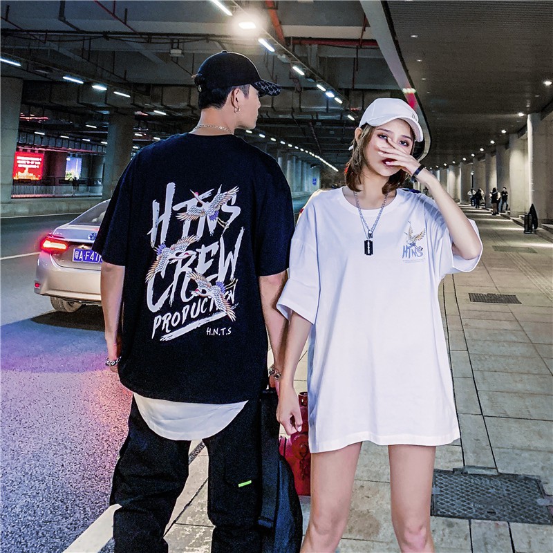 (M-XL) เสื้อยืดสไตล์เกาหลี HTNS ทรงใหญ่ ยืดแขนสั้น คู่รัก ผ้านิ่ม #4552