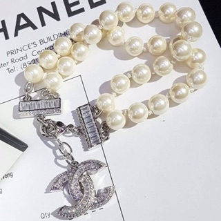 อะไหล่ทอง Pearl with Diamond Chanel Bracelet  ข้อมืองานมุกล้วน