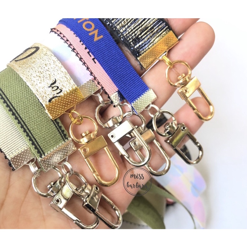 สายคล้องคอห้อยบัตร หรือสายคล้องมือถือ จากริบบิ้นแบรนด์เนมของแท้ (อ่านรายละเอียดก่อนสั่งซื้อ) - รูปที่ 3