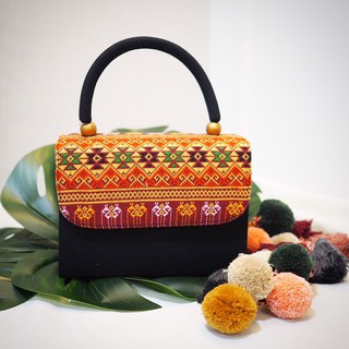 บัวลอยผ้าไทย  กระเป๋าถือผ้าไทย Woven Fabric Handbag KO574
