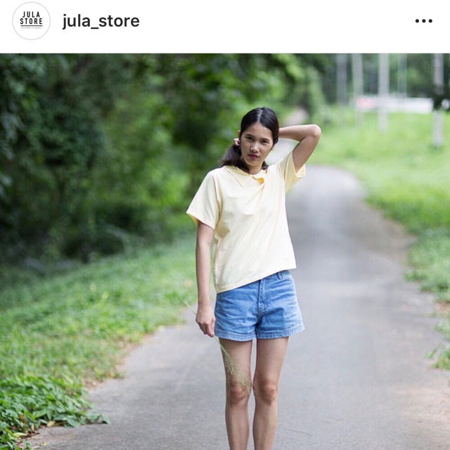 เสื้อคอปก สีเหลือง จาก jula store