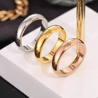 สไตล์มินิมอล Niche High-End ผิวมันแหวนเหล็กไทเทเนียมแฟชั่น 18K Gold Plated หญิงอุปกรณ์เสริมอุปกรณ์เสริมมือ