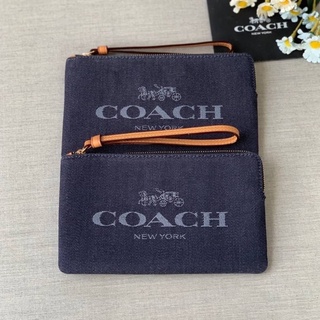 🎀 (สด-ผ่อน) คล้องมือ 1L ดินิม C8311 Large Corner Zip Wristlet With Coach