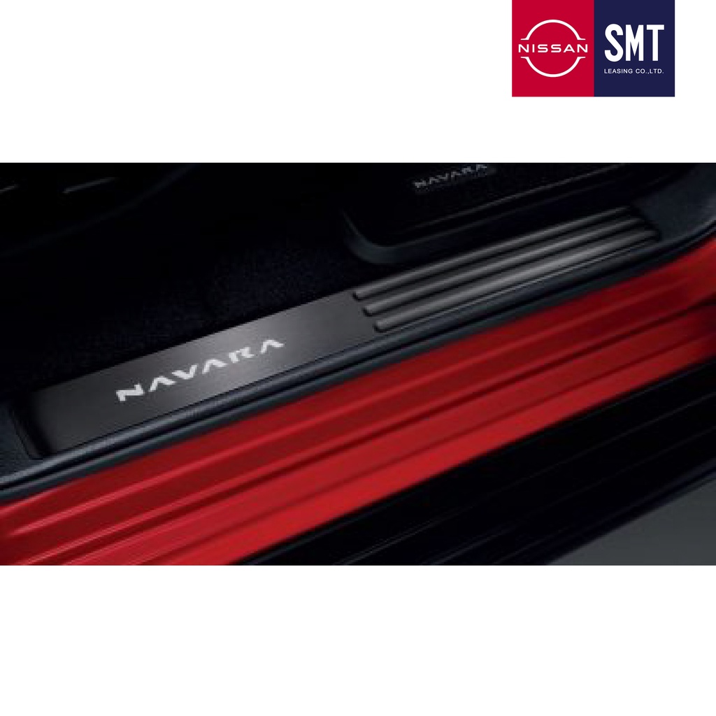 [อุปกรณ์ตกแต่งแท้ 100%] NEW NAVARA PRO-4X / PRO-2X ชุดคิ้วบันได (DC)