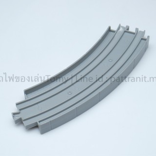 รางรถไฟtomy (R-27:Elevated Curve Rail) รางโค้งเทามีขอบ tomy ของแท้ ใหม่ๆ