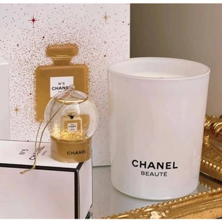 สโนวโกลบ Chanel snow globe