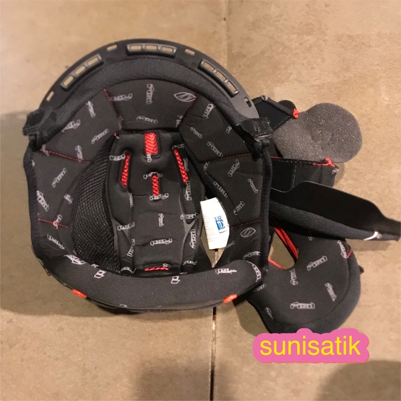 นวมหมวกกันน็อค Real  หลายรุ่น