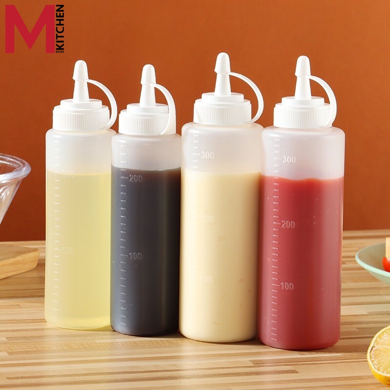 M KITCHEN ขวดซอส ขวดนมข้นพลาสติก 1/3 รู (C5)