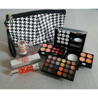 1500.- free ems  SIVANNA COLOR MAKEUP SET