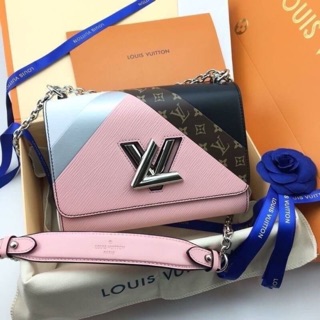 กระเป๋าหนัง LV รุ่นใหม่ล่าสุด