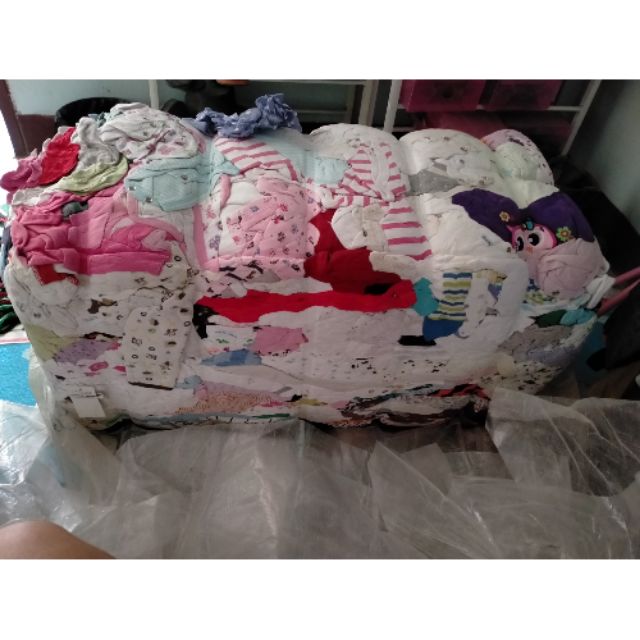 เปิดกระสอบขายเสื้อผ้าเด็กรวมแบรนด์