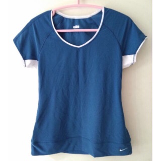 [Used] เสื้อกีฬา Nike Dry สีน้ำเงิน ผู้หญิง