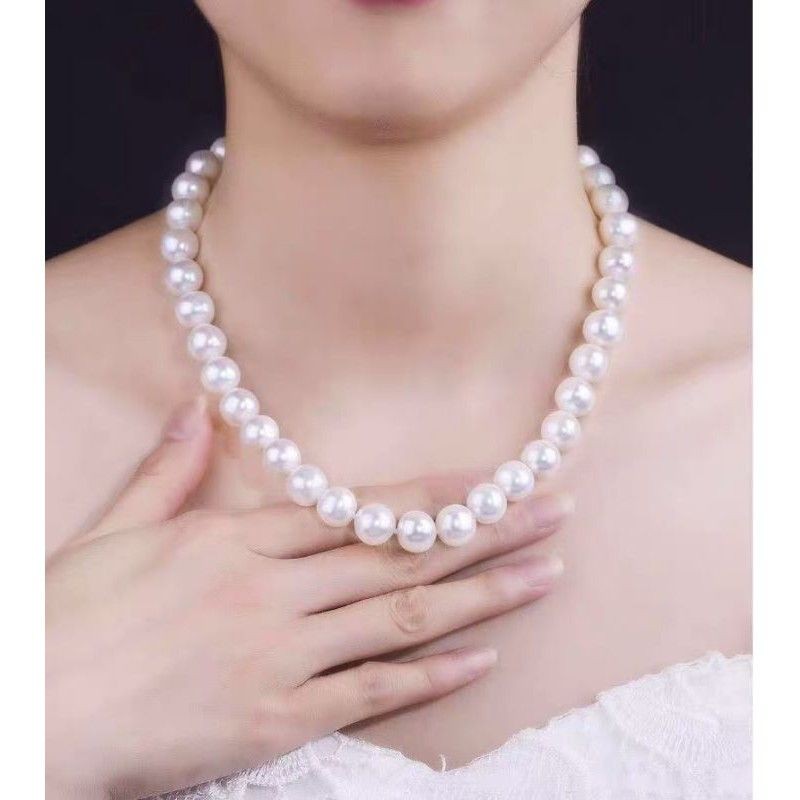 พร้อมส่งค่ะสร้อยมุก เด็กเล็ก กับ ผู้ใหญ่ใส่ได้ ใส่กับชุดไทย หรือ ชุดราตรีก็ได้