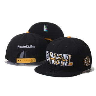 Boston Bruins Snapback Mitchell &amp; Ness หมวกผ้าฝ้าย ปรับได้