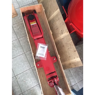 🔥โค้ดINC3LEL3ลด30฿แม่แรงตะเข้ช่วงยาว ขนาด 5 ตัน Long Frame Garage Jack ยี่ห้อ XYLON รุ่น XYL-5L