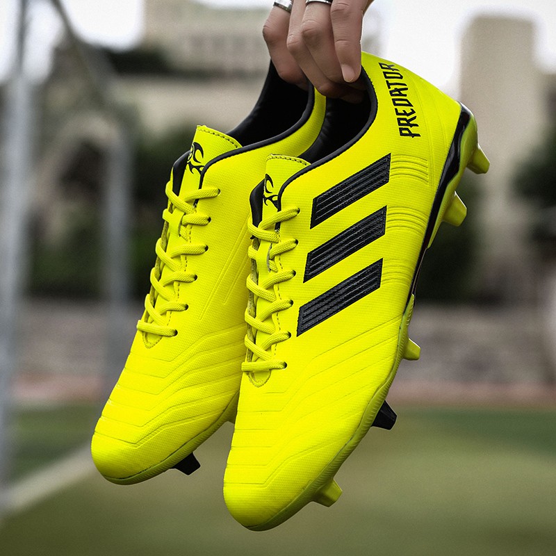 Soccer Shoes Outdoor Kids Soccer Boots Sports Shoes Men's and women's