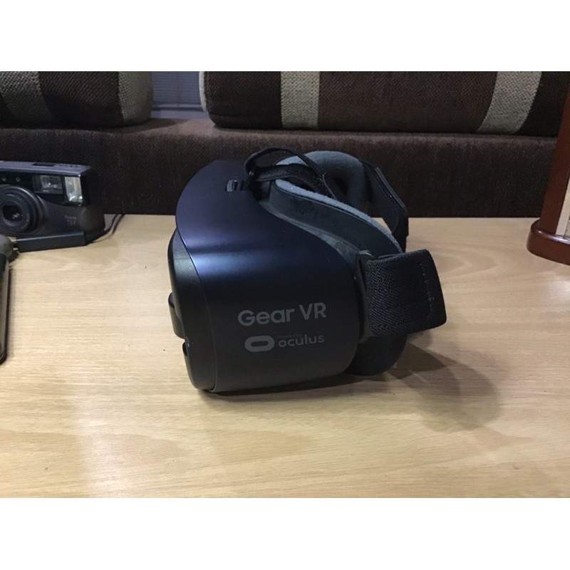 Black USB-C Samsung Gear VR 2 Oculus Virtual Reality Headset 2016 SM-R323 Blue