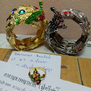 กำไลพญานาคพลอยนพเก้า เนื้อโลหะชุบทองเงิน รับประกันไม่ลอกไม่ดำ ยืดหดได้ ใส่ได้ทุกขนาดข้อมือ