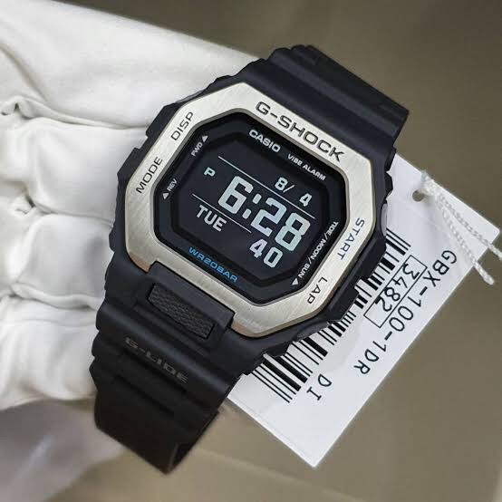นาฬิกา CASIO G-SHOCK รุ่น GBX-100 ของแท้ประกันศูนย์ CMG 1 ปี เชื่อมต่อแบบไร้สายโดยใช้ Bluetooth(R)