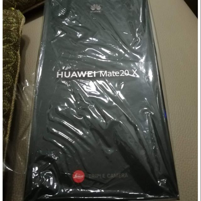 Huawei Mate20X  blue 6/128 ประกัน 10/2020  มือสอง
