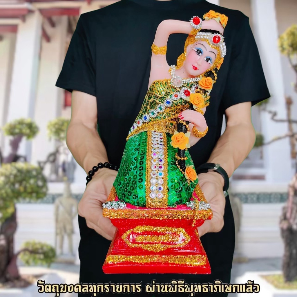 พระแม่ธรณี งานแต่งผ้าประดับเพชร 5นิ้ว ประทับนั่งบีบมวยผมปราบมาร ขอพรท่านให้ทำมาหากินเจริญรุ่งเรืองและมีชัยเหนือศัตรู F