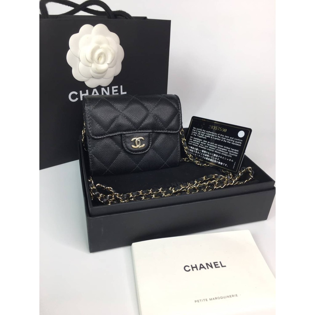 Used in good condition : Chanel card holder on chain fullset Holo 28