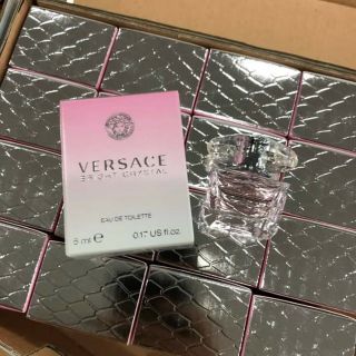 Versace
แท้พร้อมส่ง 420.-