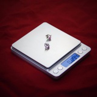 เครื่องชั่งดิจิตอลแบบพกพา Professional Digital Table Top Scale 500g/0.01g