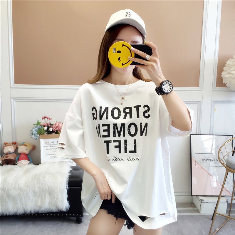 SUNDAY2020 ✨เสื้อยืดสกรีนลายภาษาอังกฤษคิ้วๆคูลๆ เนื้อผ้าใส่สบาย วัสดุคุณภาพดี ลุคชิลๆสบายๆ ⭐️ลุคสตรีท ☄